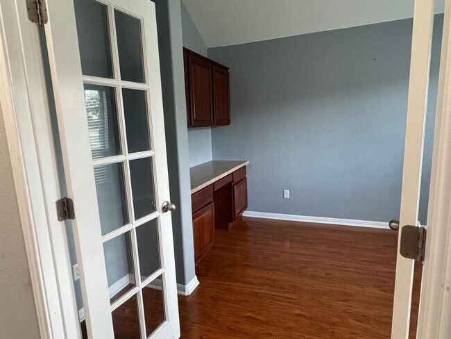 Building Photo - 4200 Adagio Pl