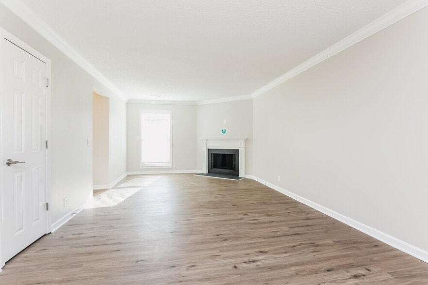 Building Photo - 111 Dorchester Ct
