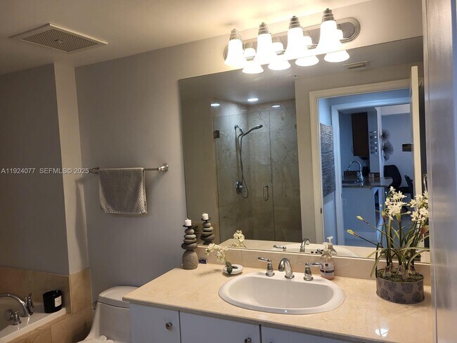 Building Photo - 350 N Federal Hwy