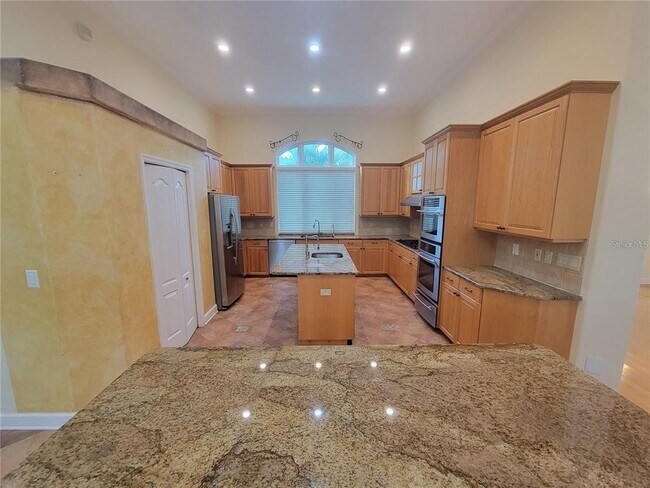 Building Photo - 10209 Thurston Groves Blvd