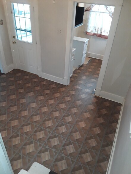 View of Eat in Kitchen from platform - 4563 S 1st St