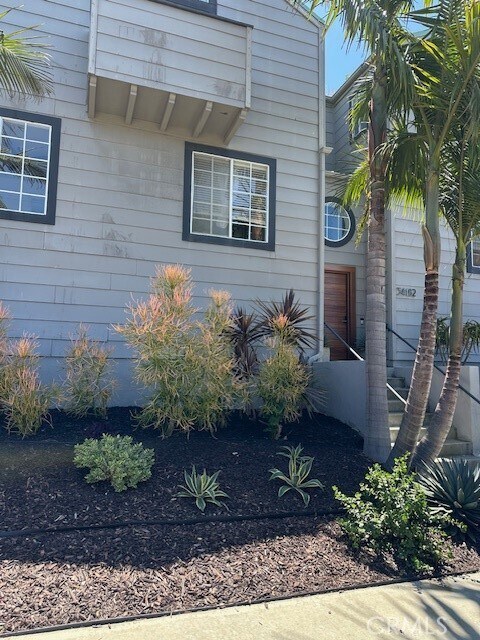 Building Photo - 34182 Sepulveda Ave