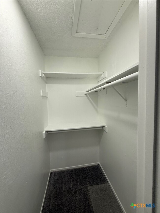 Building Photo - 409 El Secreto St