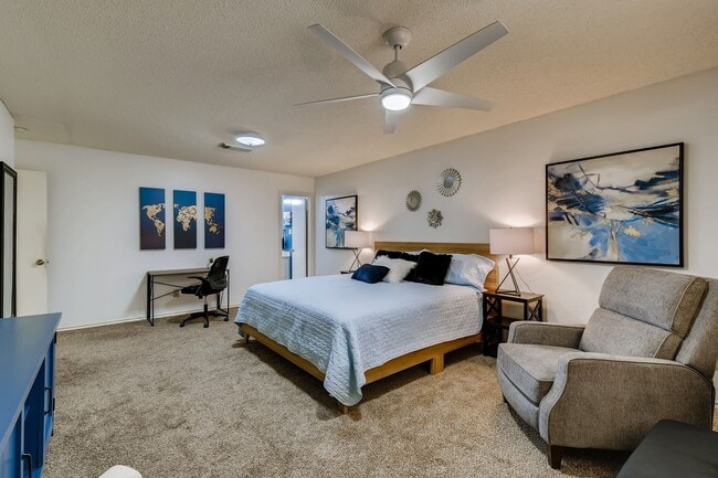 Building Photo - BEAUTIFUL HOME  |  OPEN CONCEPT  |  3 LIVING AREAS  |  FURNISHED OPTION  |  NEAR SCHOOLS & SHOPPING