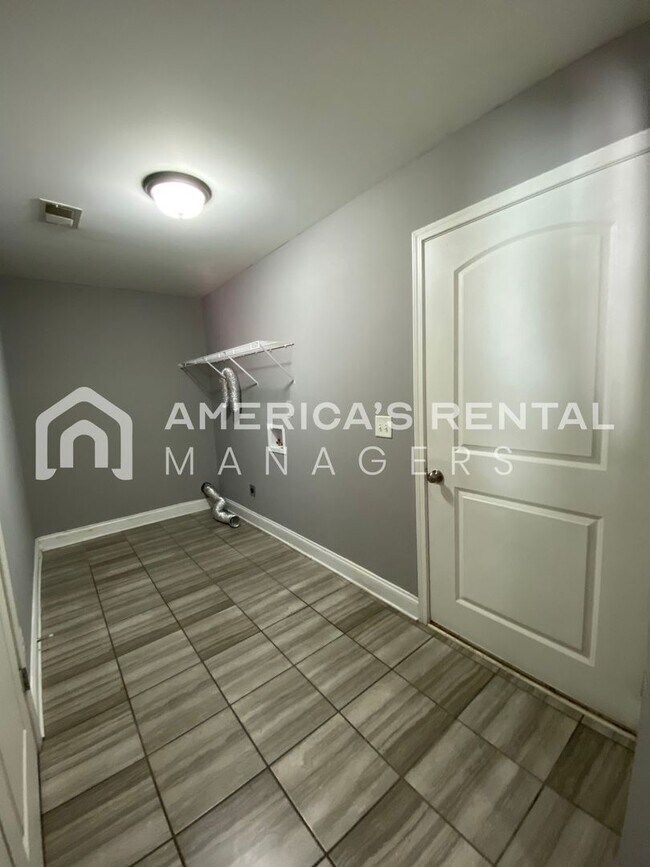 Building Photo - DEPOSIT PENDING! Home for rent in McCalla, AL!!! AVAILABLE NOW!!