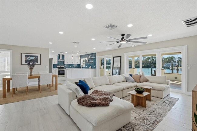 Building Photo - 3918 Americana Dr