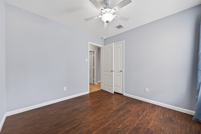 Building Photo - 16238 Ranchland Ln