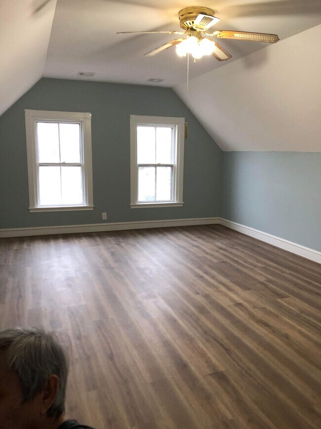 Building Photo - 452 Gallivan Blvd