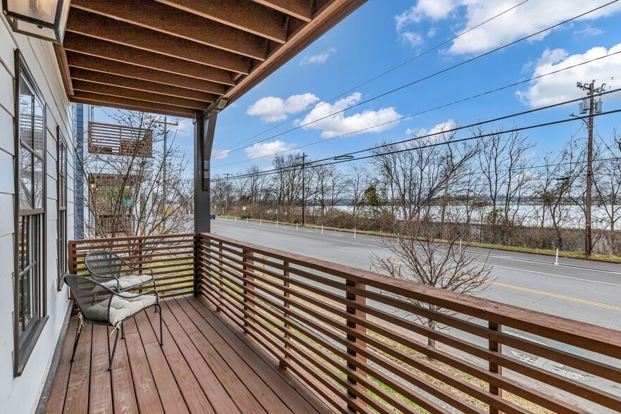 Building Photo - 1209 Davidson St