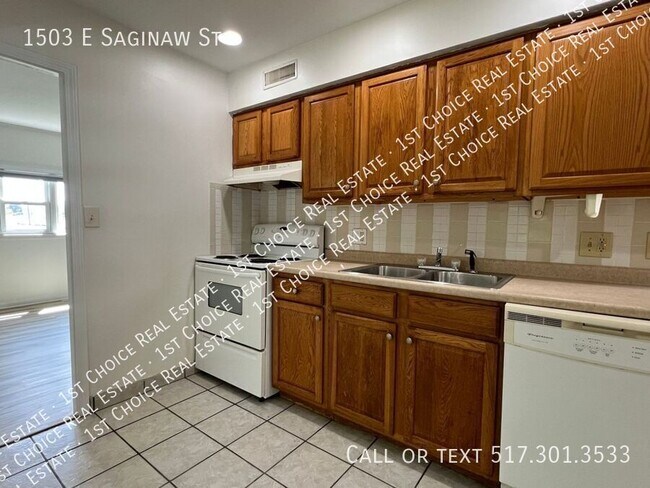 Building Photo - 1503 E Saginaw St