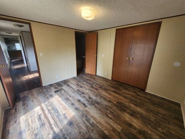 Building Photo - 42 Wilma Ln