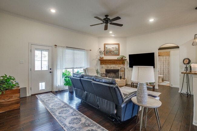 Building Photo - Beautiful 3 bed, 2 Bath Home in the Prestine Willow Park Village- Pool- Aledo ISD- 76008