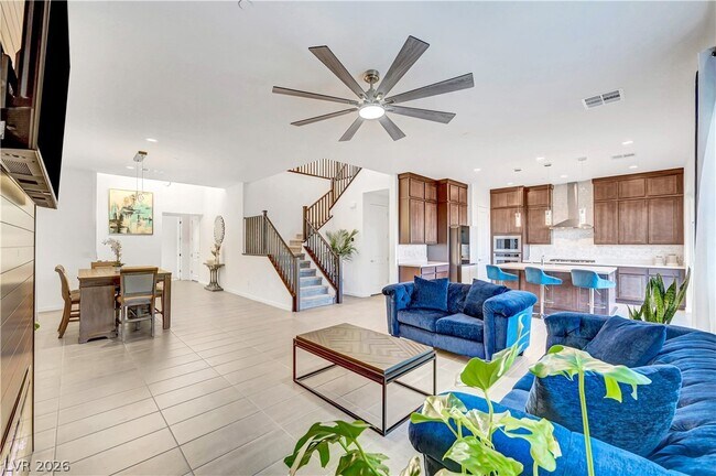 Building Photo - 10362 Vista Argento Ave