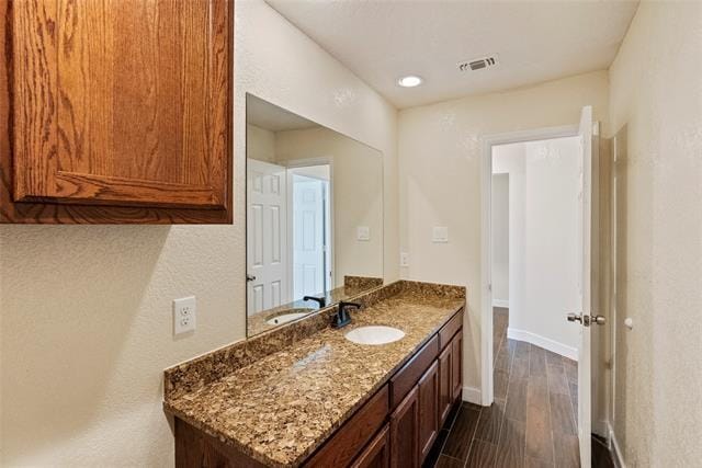 Building Photo - 750 S Valentine Dr