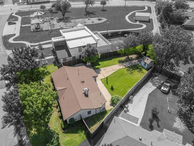 Building Photo - 6315 Sachse St