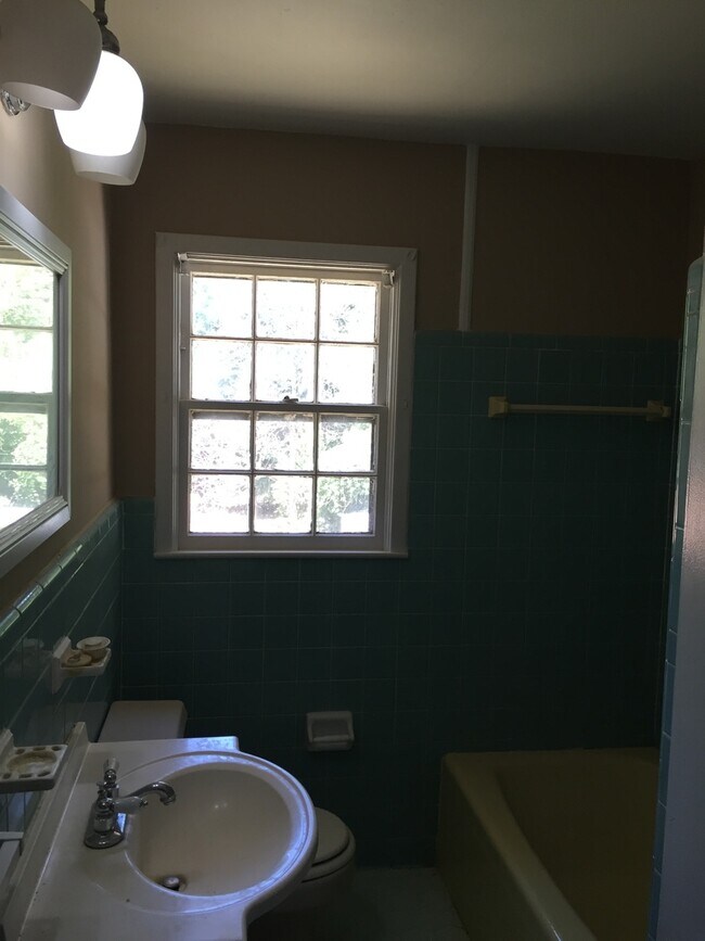 Building Photo - **UPCOMING**Near Ft. Benning. Columbus, GA  Bedroom 4 / 1 Full Bathroom & 2 Half Bathroom Home fo...