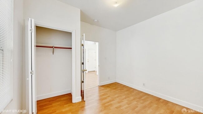 Building Photo - 847 Vallejo St.