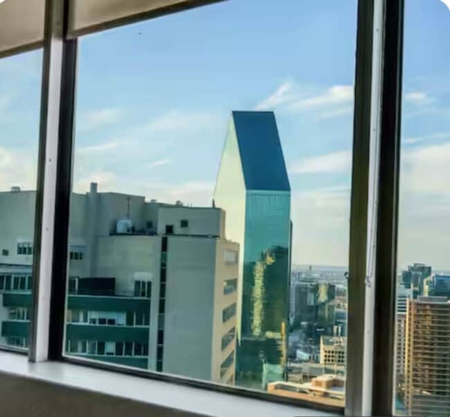 Building Photo - 1555 Elm St