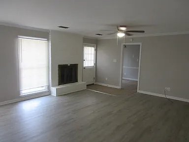 Building Photo - 547 Bellehurst Dr