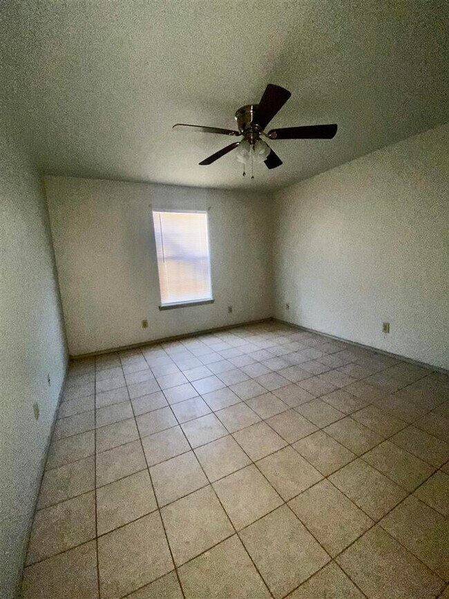 Building Photo - 507 Shiloh Dr