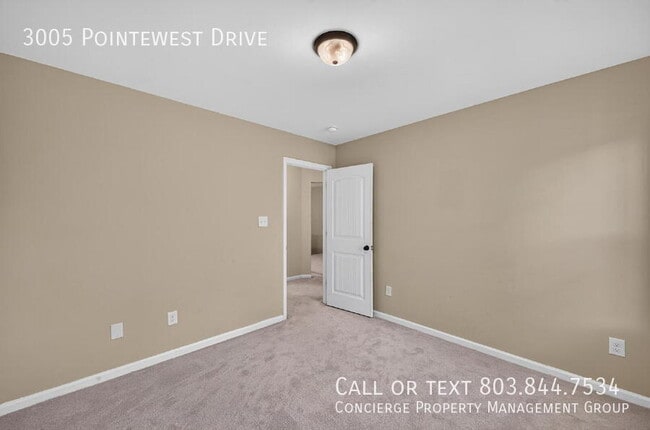 Building Photo - 3005 Pointewest Dr