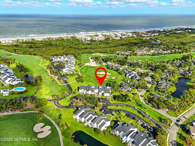 Building Photo - 16 Cove Rd