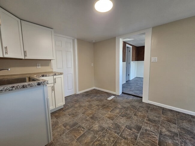 Building Photo - 1314 S 17th St