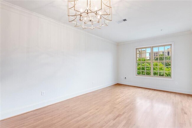 Building Photo - 1055 Piedmont Ave NE