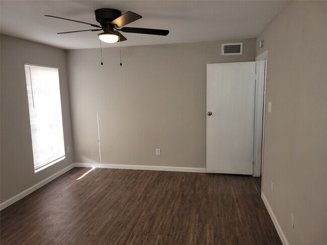 Building Photo - 7200 W T C Jester Blvd