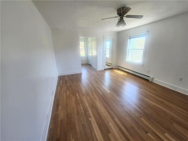 Building Photo - 43 N Watson Ave