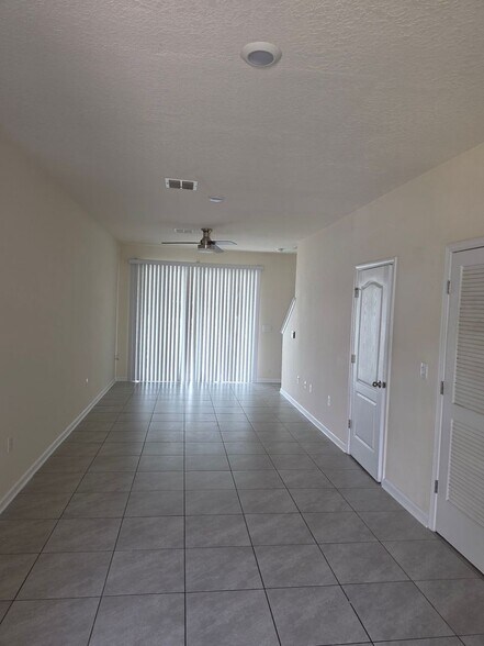 Building Photo - 4038 Oak Mill Rd