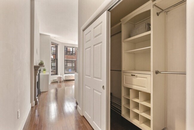 Building Photo - 160 Commonwealth Ave