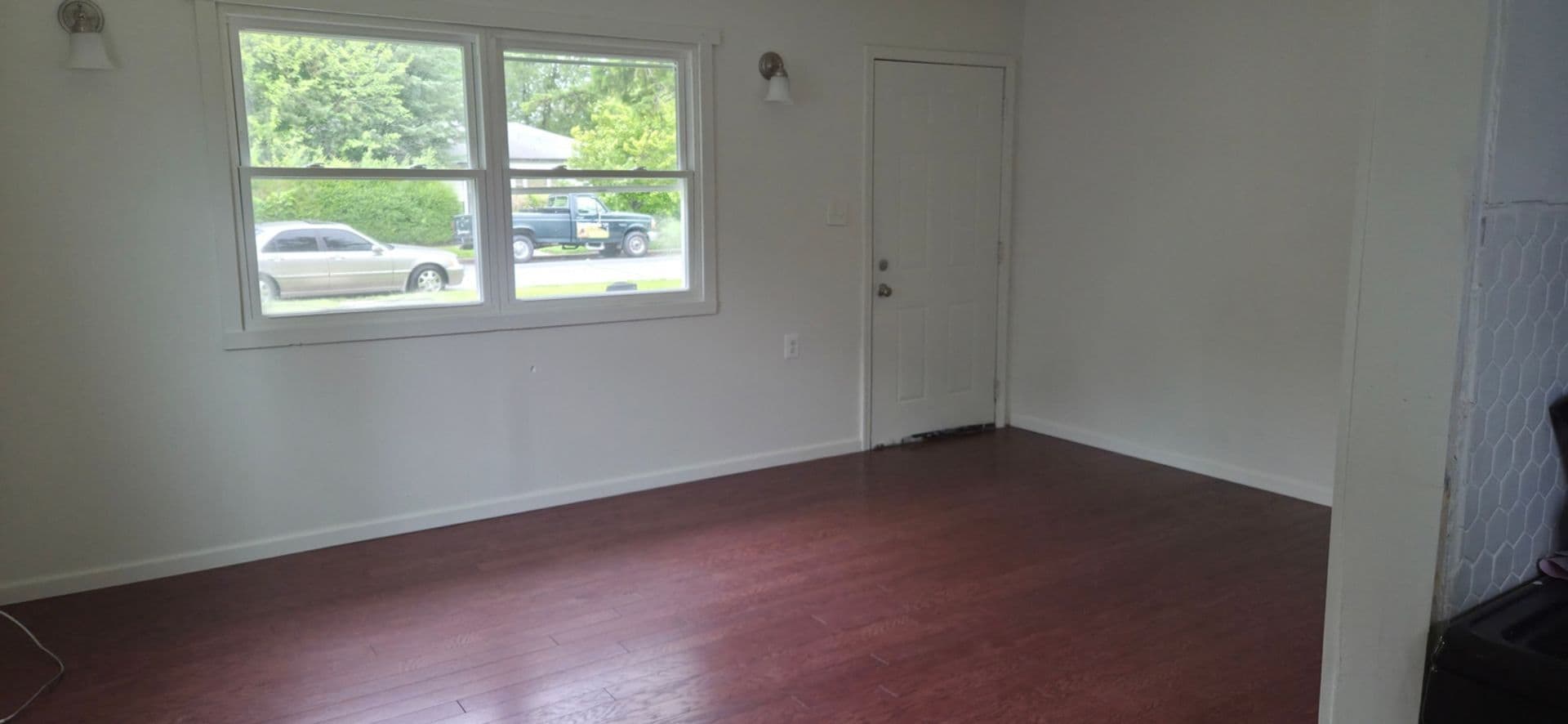 Building Photo - 7609 Beech Ave