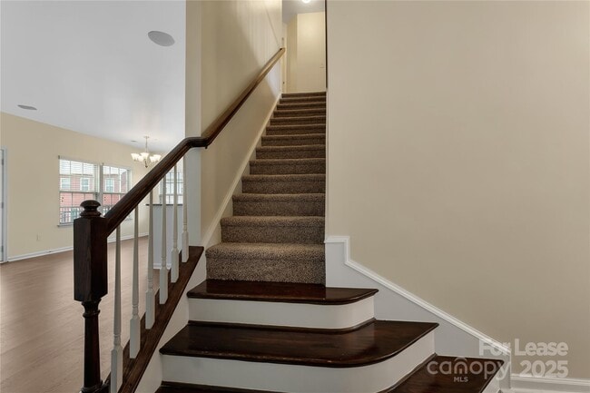 Building Photo - 1818 Fleetwood Dr