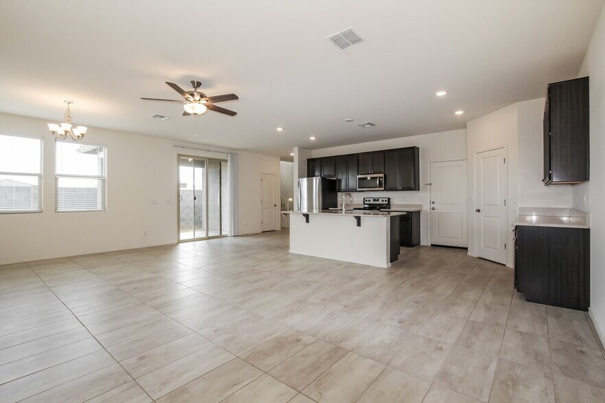 Building Photo - 16663 W Sierra St