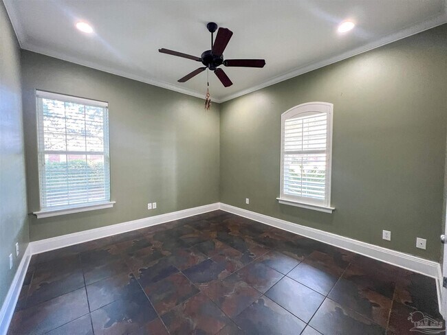 Building Photo - 337 Grand Oaks Blvd