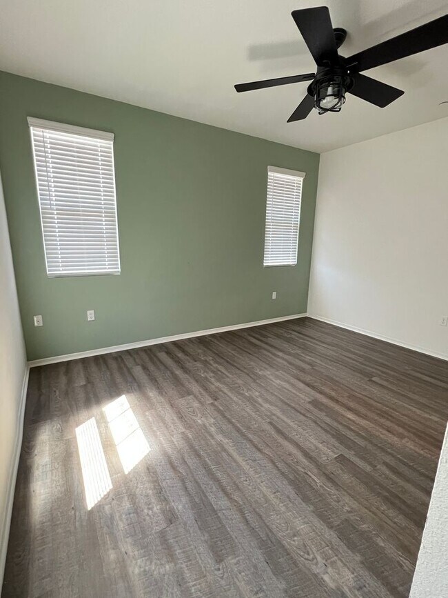 Building Photo - Three bedroom three bathroom home in Otay Mesa