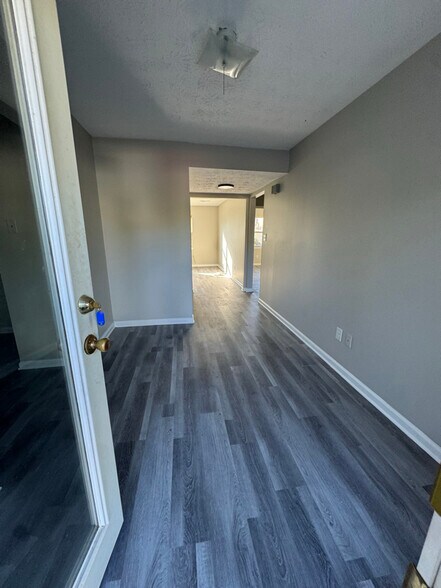 Building Photo - 3712 Hacker Ct