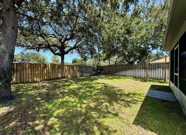 Building Photo - 4010 Wilkes Dr