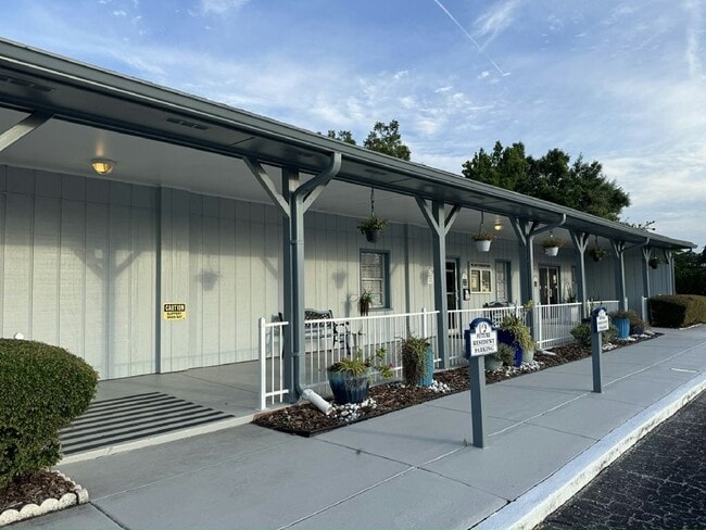 Building Photo - 2760 Ranch House Rd