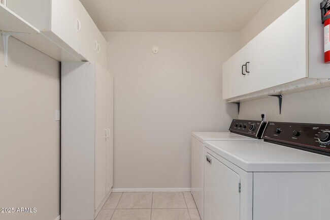 Building Photo - 14588 W Bison Path