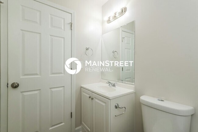 Building Photo - 3 Bedroom Pet-Friendly Home in Louisville,...