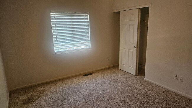 Building Photo - Amazing Home in NE Fort Collins