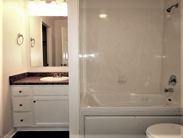 Building Photo - 1610 W 300 S