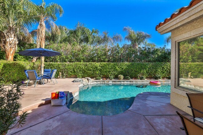 Building Photo - 44700 Calle Placido