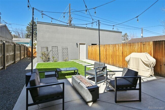 Building Photo - Rare University/Observatory Park 4 Plus Bed, 4.5 Bath Home