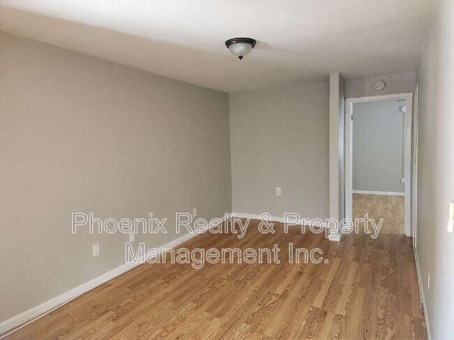 Building Photo - 3009 Madison Ave