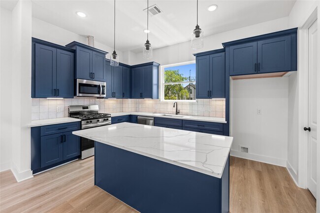 Building Photo - 111 Milby St