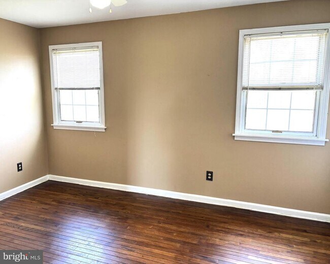 Building Photo - 723 Godshall Rd