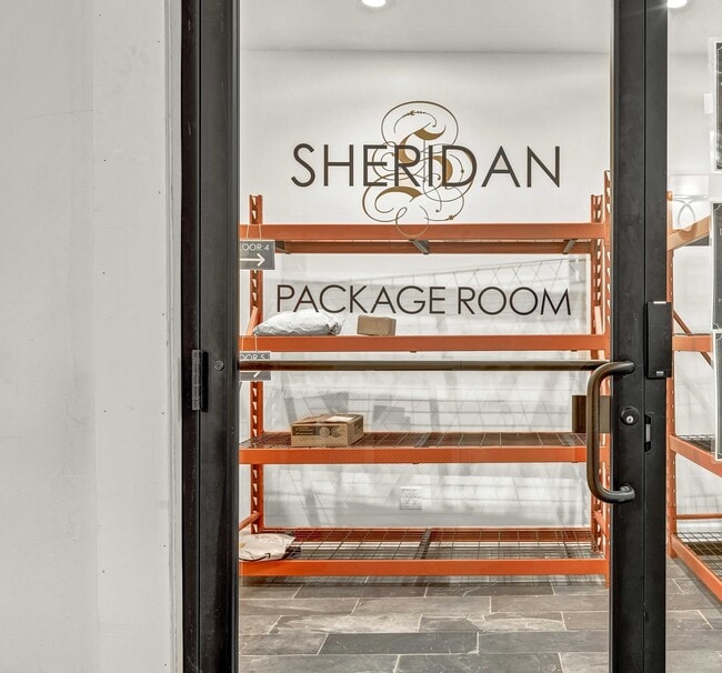 Building Photo - 7301 N Sheridan Rd